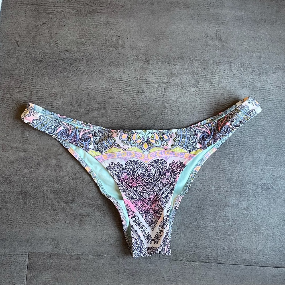 Victoria’s Secret bikini bottom cheeky